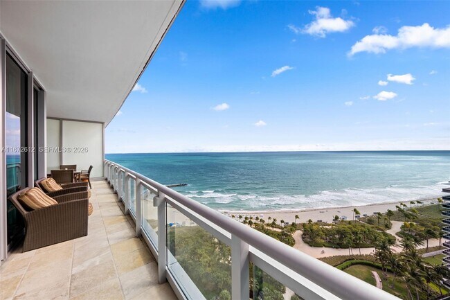 Foto del edificio - 10295 Collins Ave