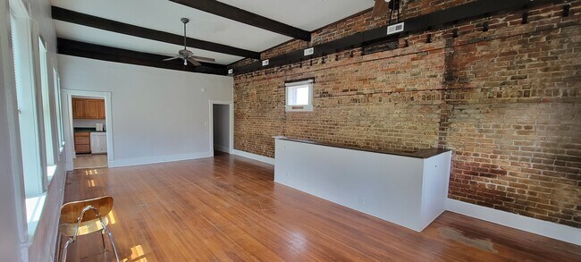 Great Room - 318 Dinwiddie St