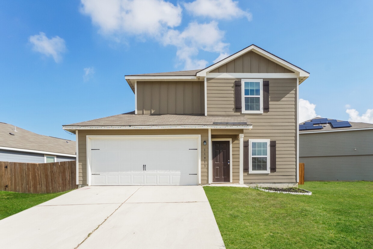Foto principal - 11913 Lake Park
