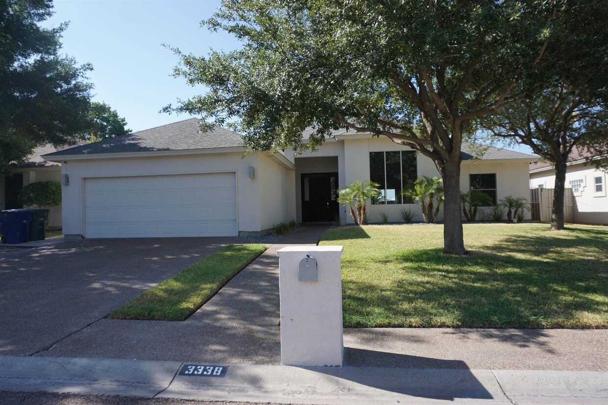 3338 Hagen Lp, Laredo, TX 78045 House Rental in Laredo, TX