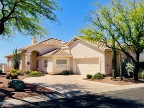 Building Photo - 1465 W Bridalveil Pl