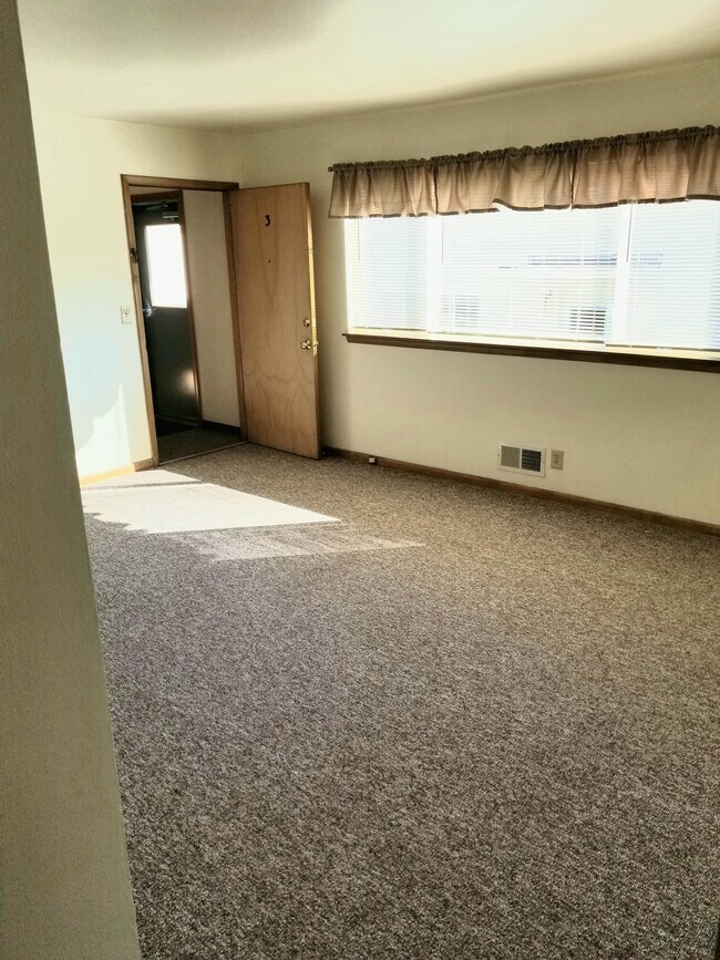 Foto del edificio - W169N8896 Hoyt Dr