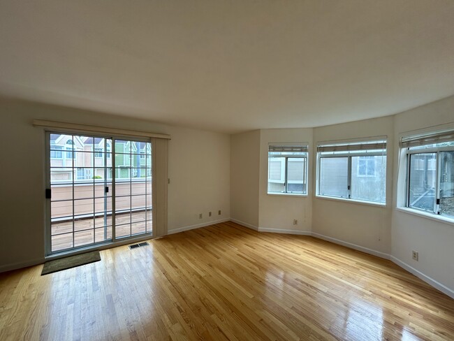 Photo - 57 Rebecca Ln Townhome
