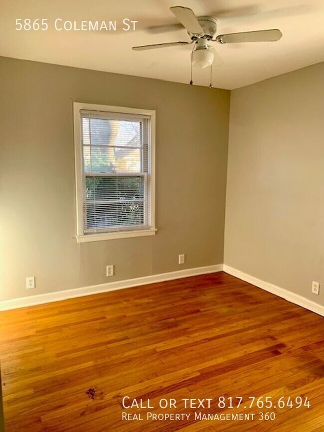 Foto del edificio - 5865 Coleman St