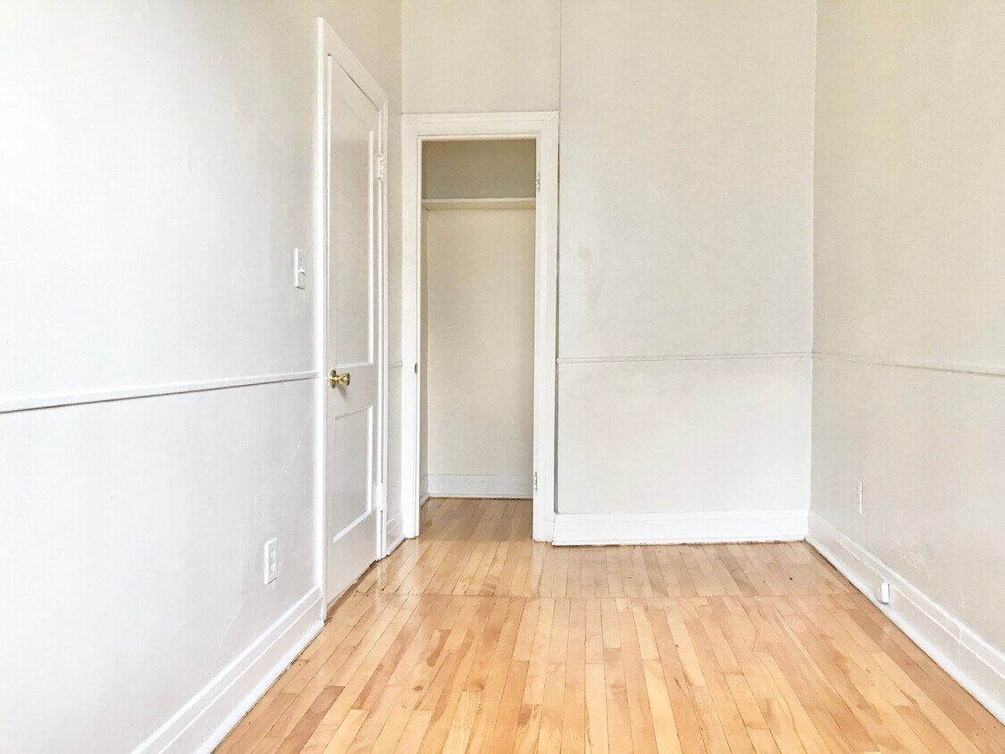 Foto del edificio - 1650 W 18th St