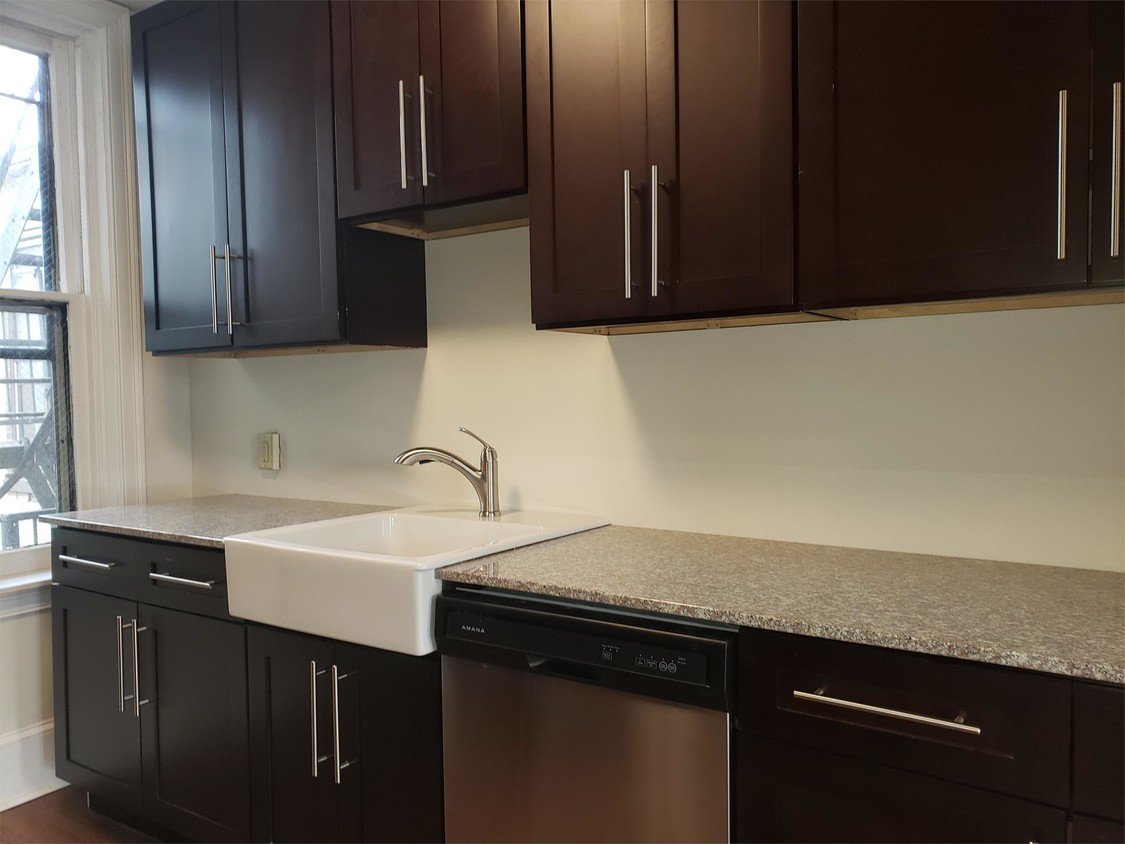 Foto principal - 923 N 2nd St