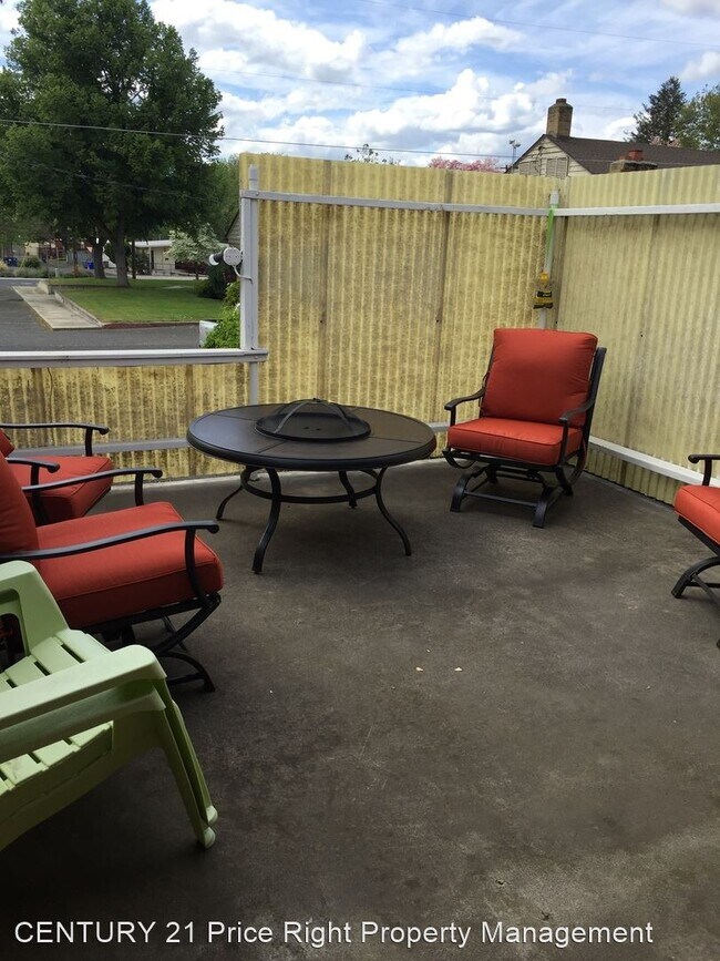 Foto del edificio - 3 br, 2 bath House - 1124 8th Street