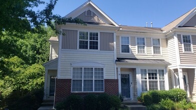 Building Photo - 8465 Reedy Ridge Ln