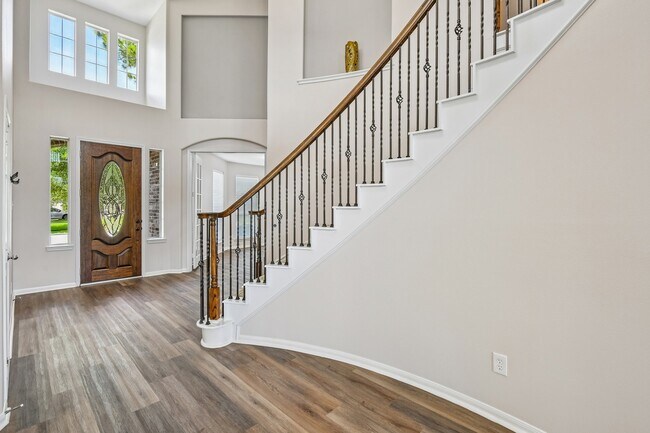 Building Photo - 28134 Kudzu Dr