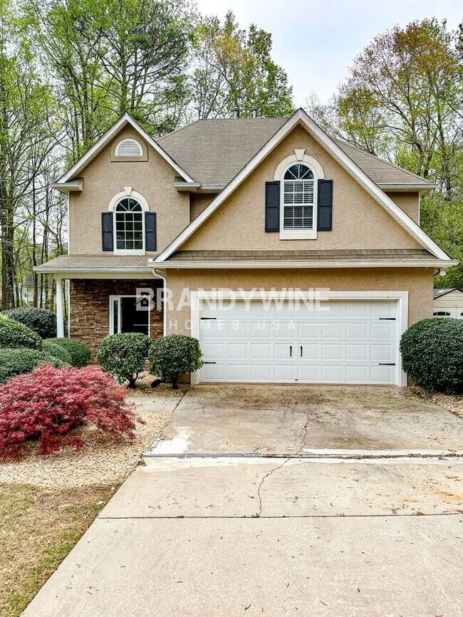 Building Photo - MOVE IN BY MAY 24TH AND RECEIVE $1000 OFF ...