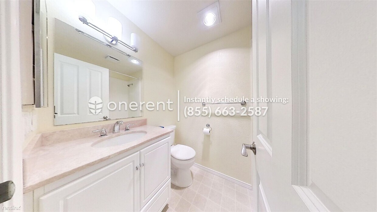 Primary Photo - 2 br, 2 bath 4plex - 8023 145th Ave NE -