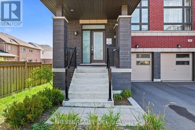 Building Photo - 48 Douet Ln