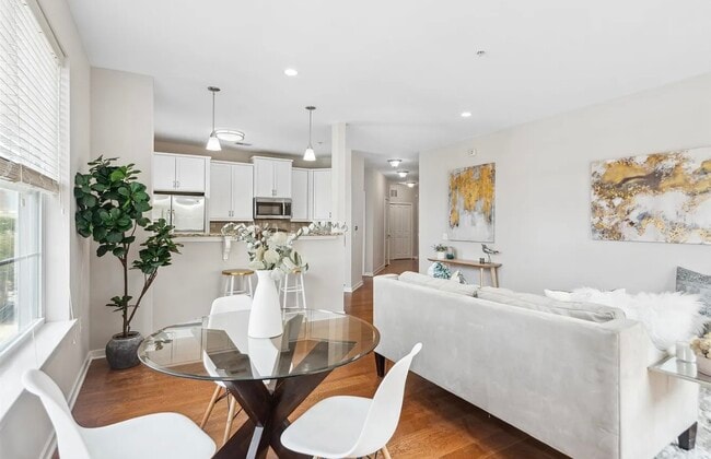 Photo - 443 2nd St Apartment