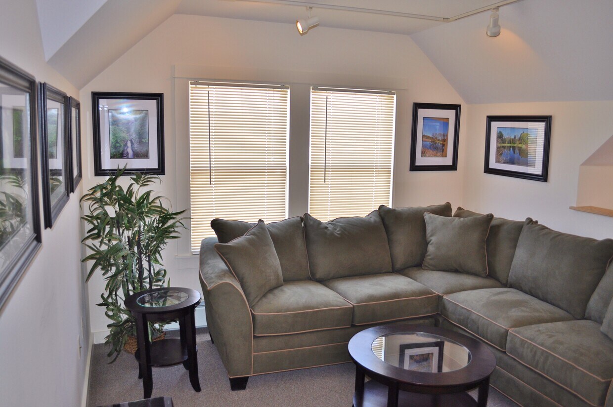 Foto principal - 203 Williams St