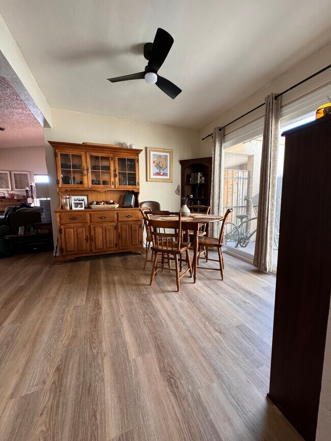 Dining Room - 14838 N 24th Dr