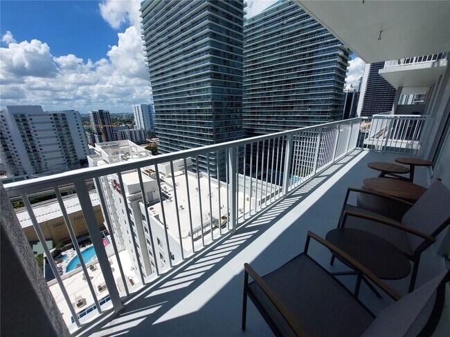 Foto del edificio - 1250 S Miami Ave