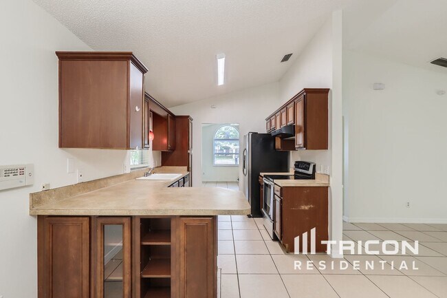 Foto del edificio - 1804 Bates Ave