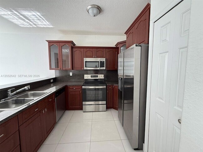 Foto del edificio - 1449 SE 24th Rd