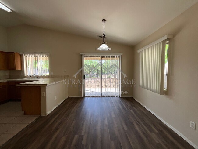 Foto del edificio - 5313 W Pecan Rd