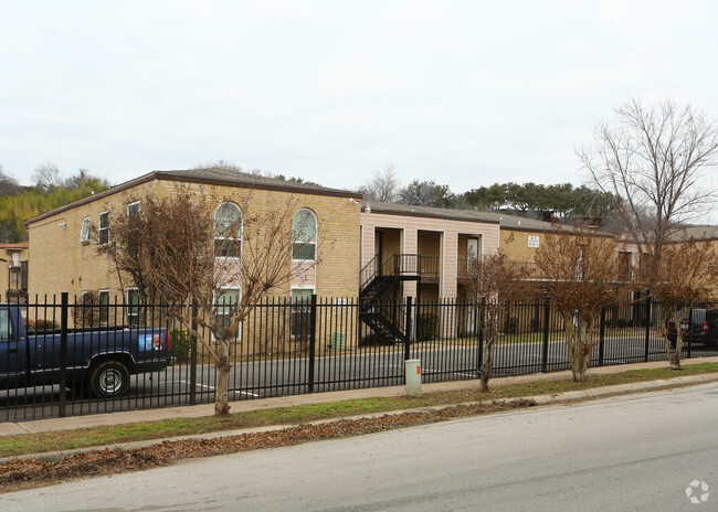 Building Photo - Spanish Garden Condominiums