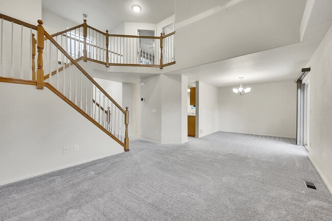 Building Photo - $2,800 - 4 Bed, 3.5 Bath Home in CO Spring...