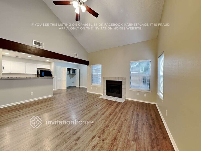 Building Photo - 2036 Pheasant Dr