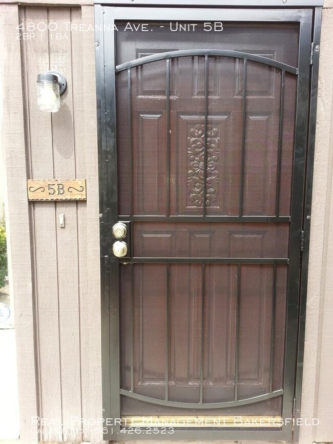 Building Photo - 4800 Treanna Ave Unit 5B