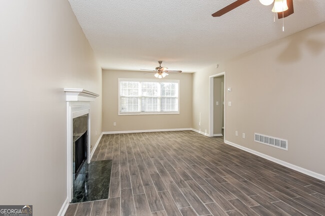 Building Photo - 6342 Milo Dr