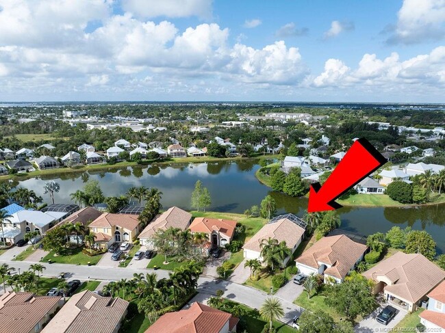 Foto del edificio - 2096 NW Marsh Rabbit Ln