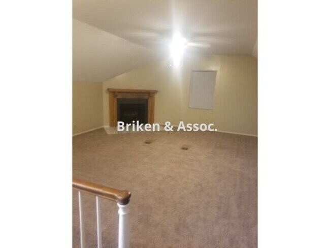 Building Photo - 3128 2nd Ave