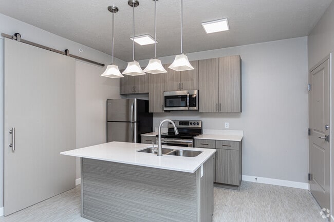 1BR, 1BA - 645SF - Knox on 12th