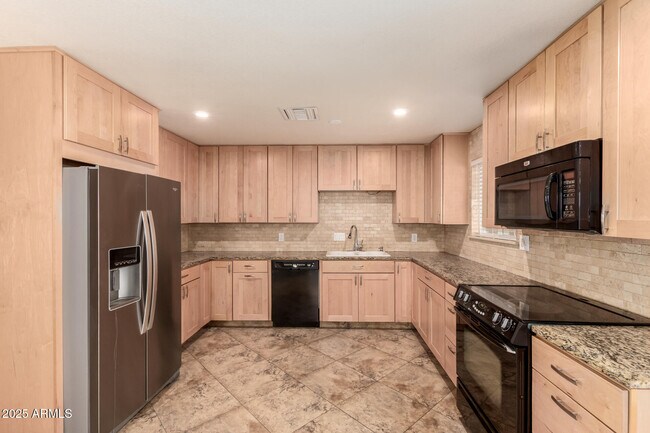 Foto del edificio - 1320 S Beck Ave