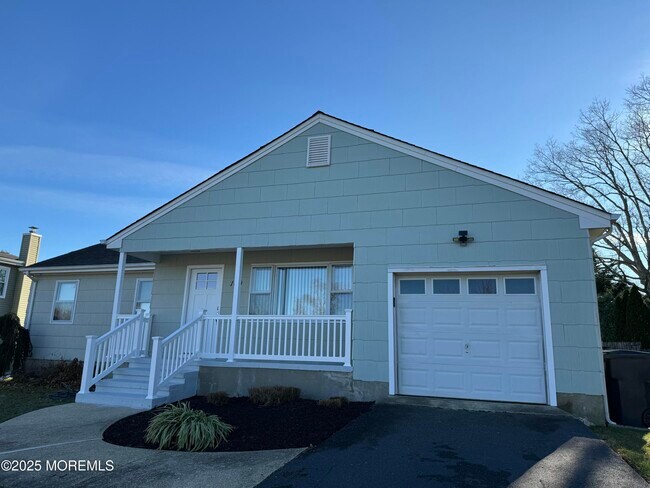 Foto del edificio - 109 Westwood Dr