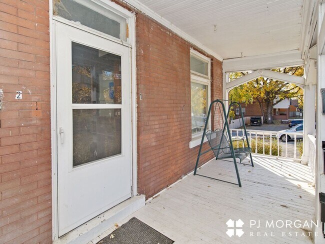 Building Photo - 3735 S