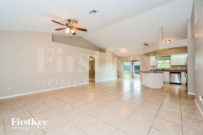 Foto del edificio - 3407 NE 19th Ave