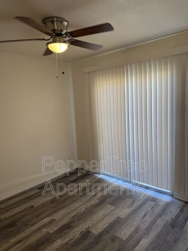 Foto del edificio - 720 E Elm Ave