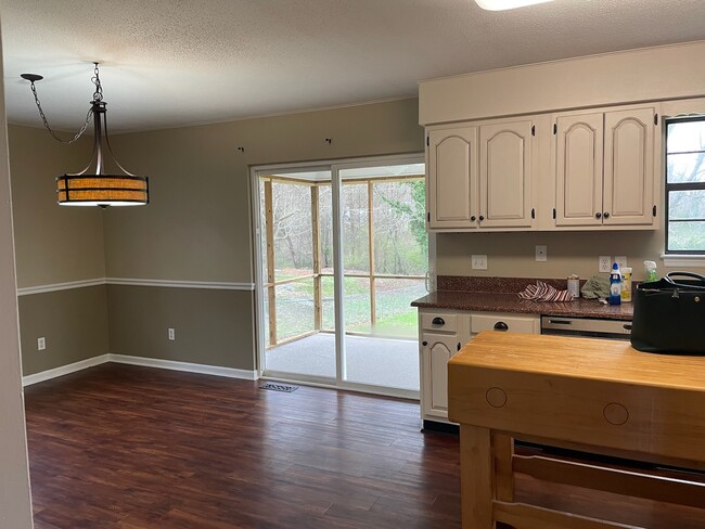 Kitchen/dining with screen porch off of it - 198 Culver St