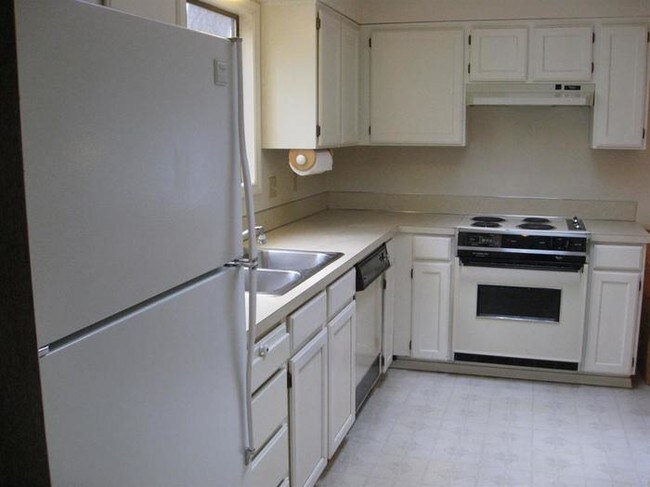 Building Photo - 11514 SW 53rd Ave
