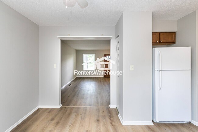 Foto del edificio - 8027 E 88th St