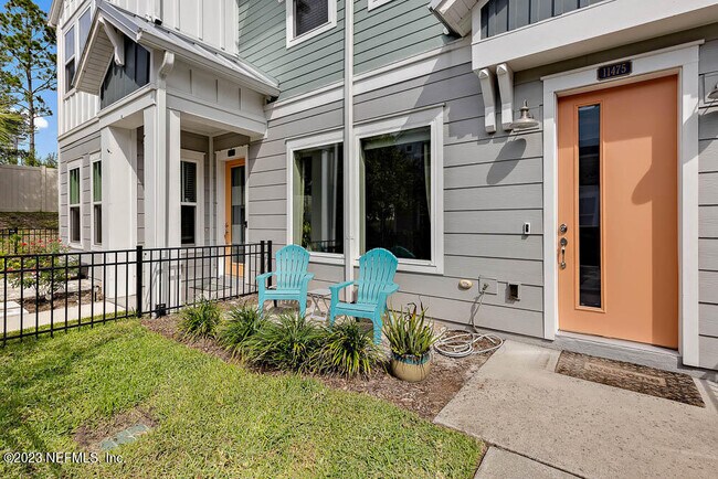 Foto del edificio - 11475 Surfline Ct