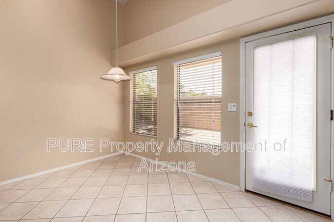 Foto del edificio - 10652 W Coronado Rd