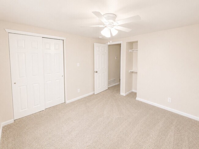 Foto del edificio - 8101-8195 W 9th Ave