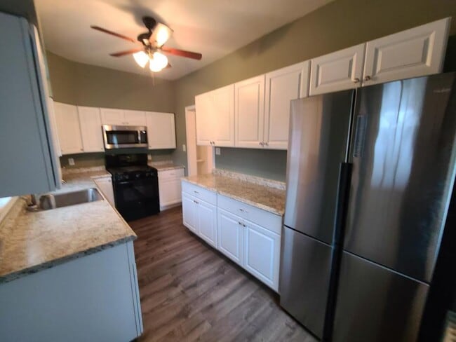 Building Photo - 621 S Bishopthorpe St