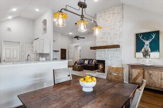 Building Photo - 5830 Whitwell Dr