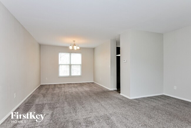 Building Photo - 12636 Flower Crest Ct