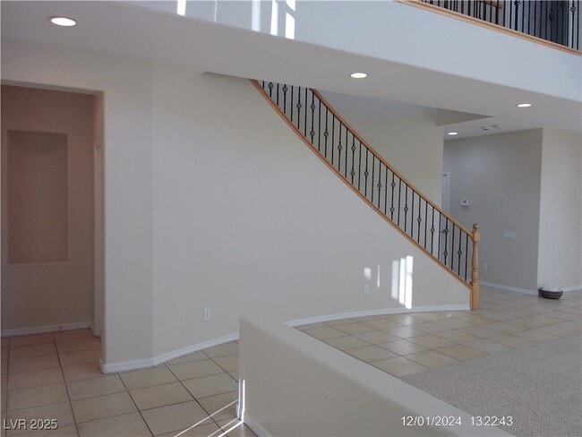 Building Photo - 6528 Birdcall St