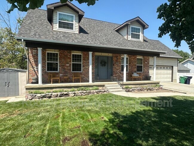 Building Photo - 9906 Mumford Dr