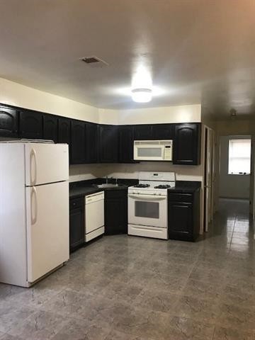 Building Photo - 43 E 49th St