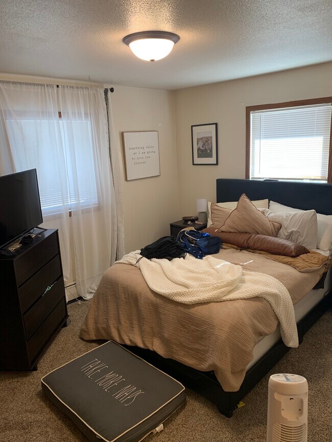 Foto del edificio - 149 E Welcome Ave