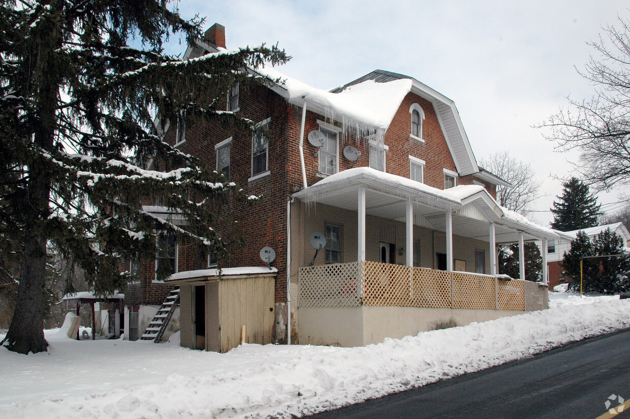 Building Photo - 83-97 Station Ave